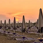 Bright With Ac 350m Far The Sea Appartement Bibione