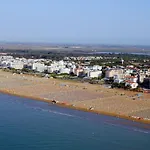 Bright With Ac 350m Far The Sea Appartement