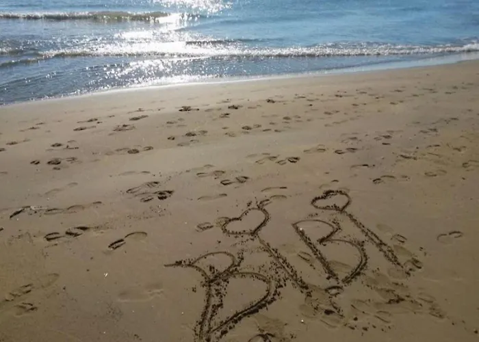 Bright With Ac 350m Far The Sea Апартаменти *