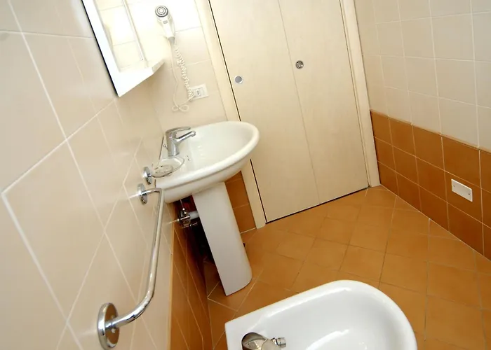 Bright With Ac 350m Far The Sea *